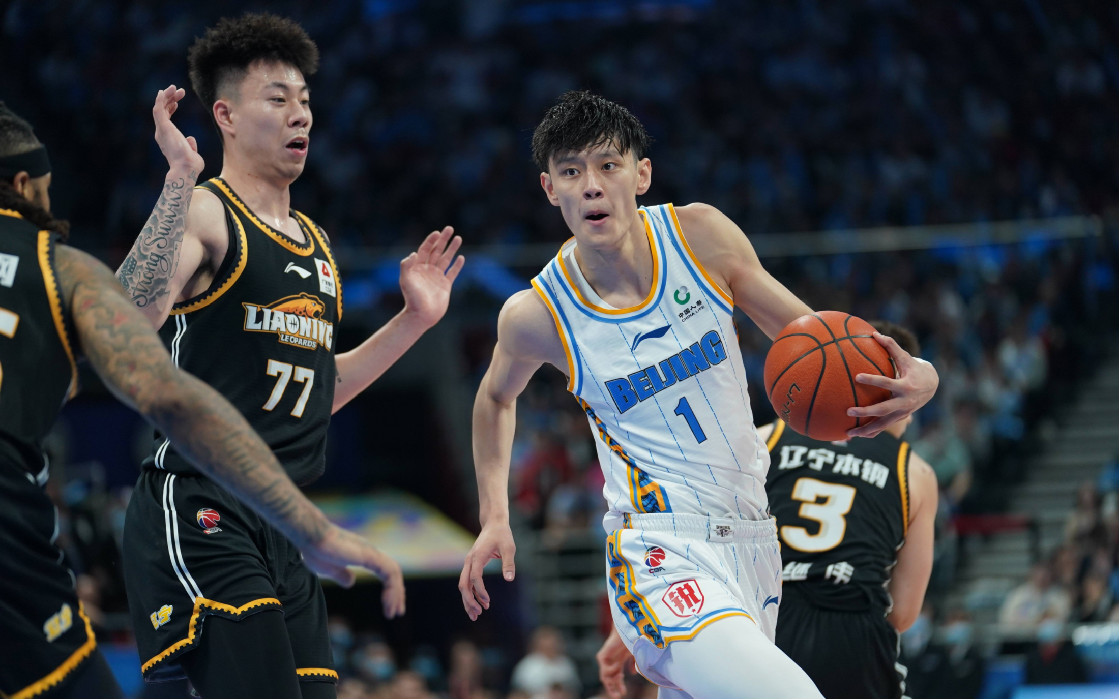 北京队轻取青岛队，戈贝尔高光表现