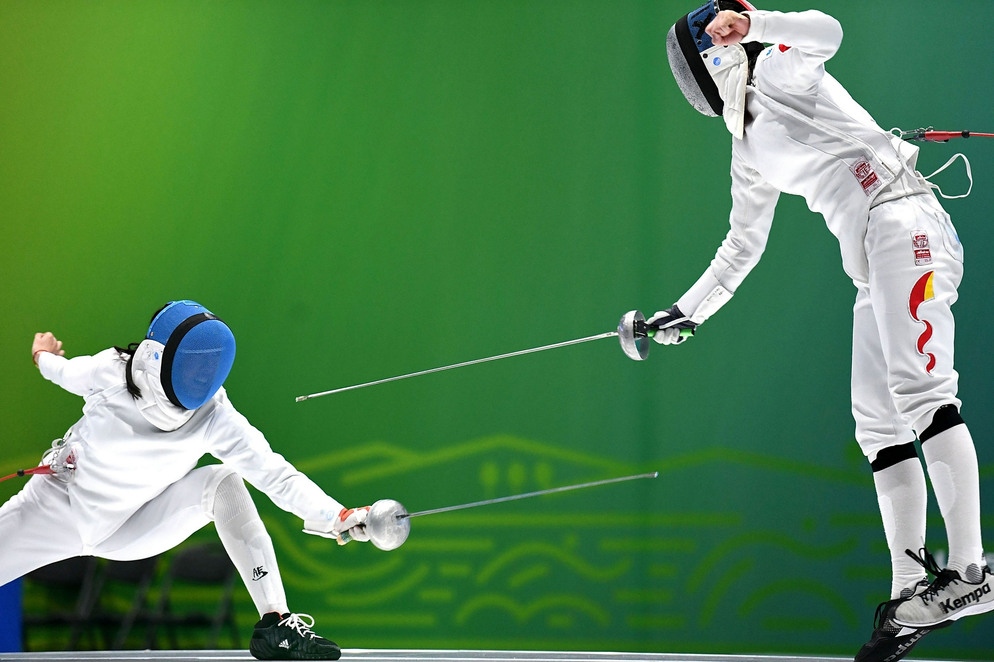 英国击剑选手成功晋级，备战决赛