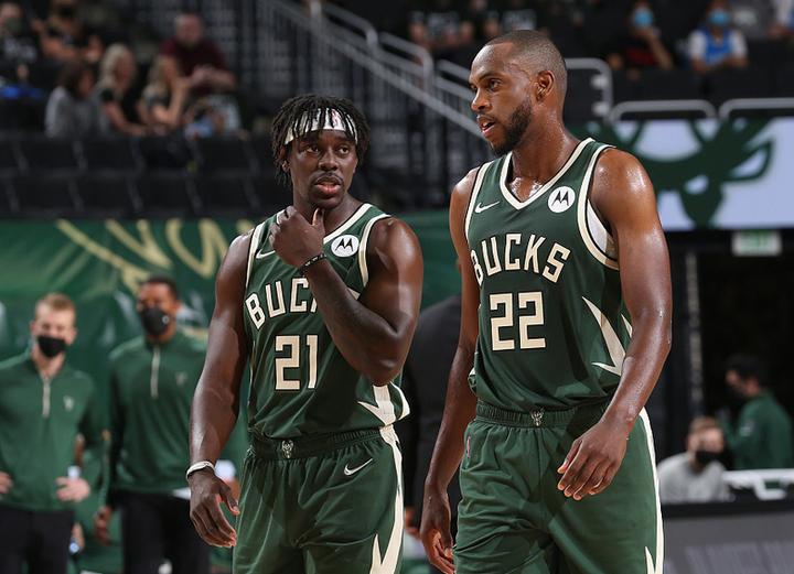 上海队横扫山东队，字母哥关键制胜