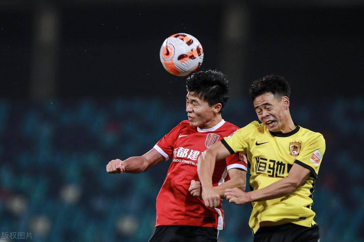 广州队鏖战天津队，锡安带队取胜